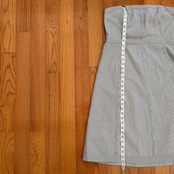 Blue/white Seeesucker Strapless Dress From Harold's Size 12 Women's Fully Lined - Picture 9 of 11